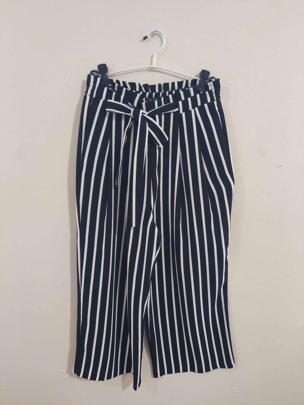 Zara Black and White Vertical Stripe Cropped Paperbag Pants